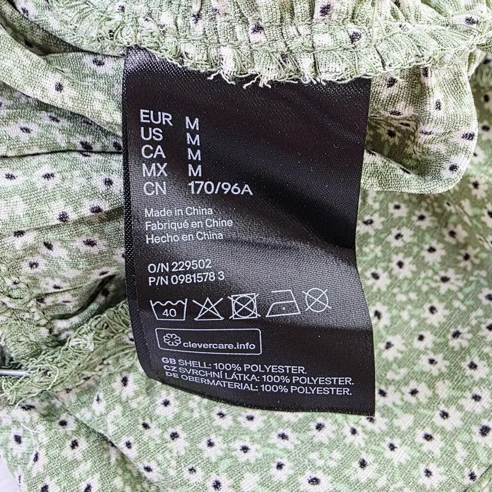 H&M Crop Top Medium Green Floral Ruched Tie Fairy Smocked Cottagecore Boho